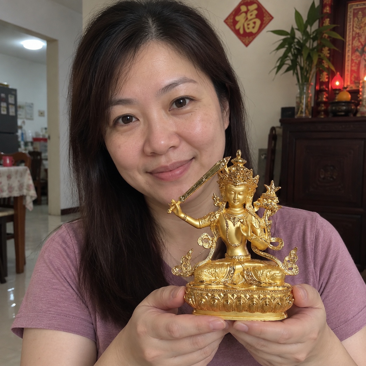 家庭中的文殊菩萨镀金合金佛像